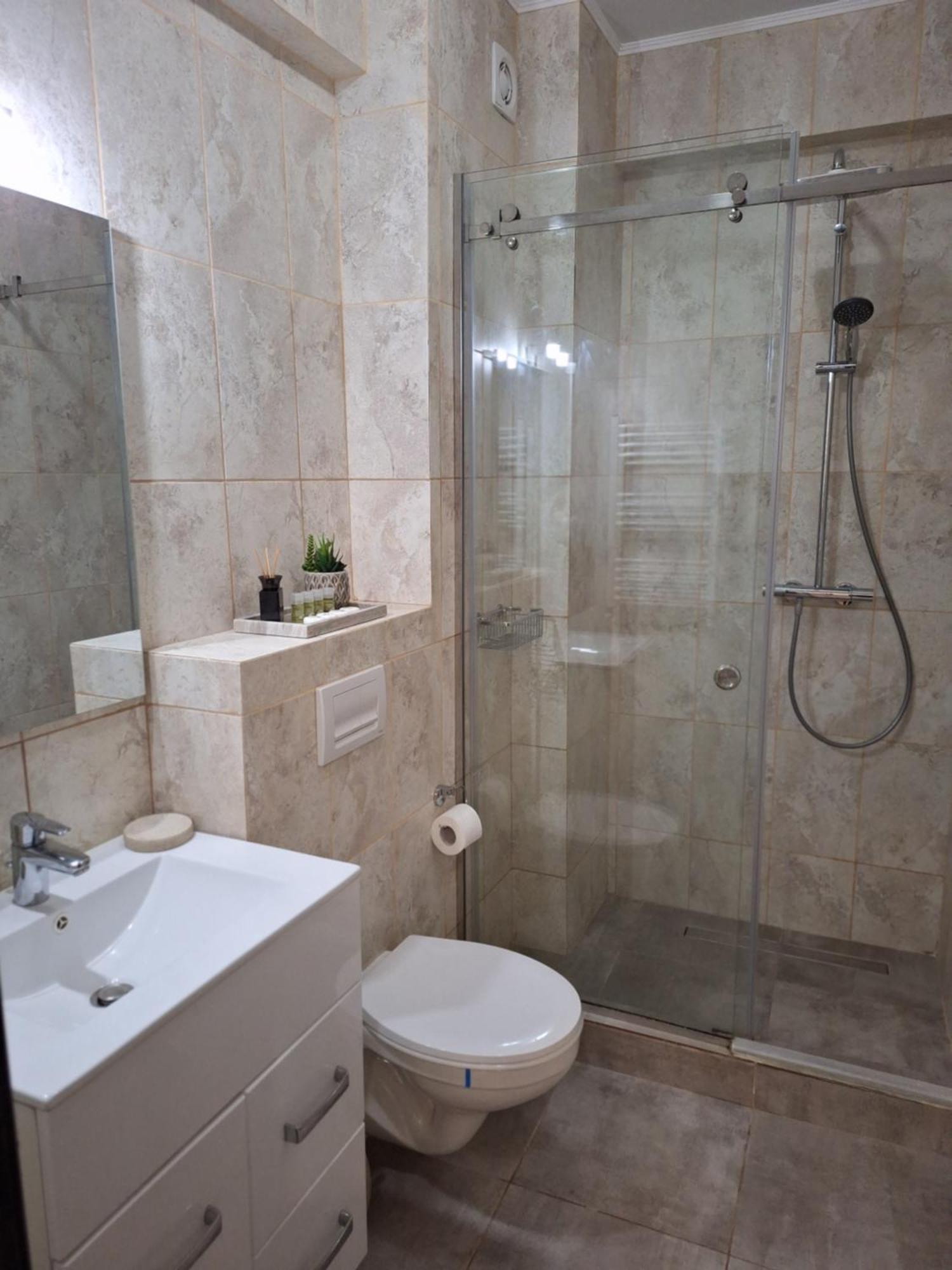 Ayka Apartment *